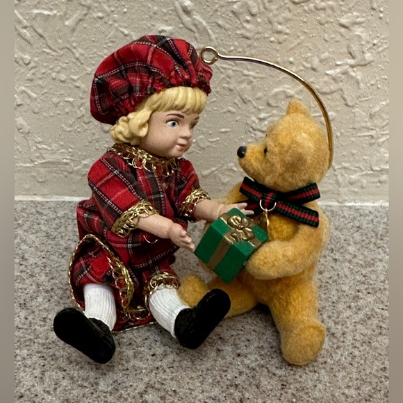 Lucinda & Teddy Ornament - Picture 1 of 4